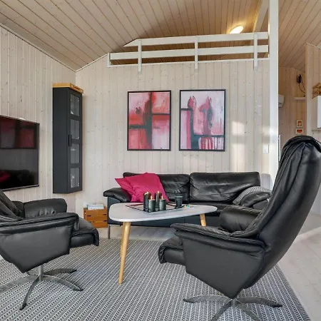 Holiday home Tayara - 300m From The Sea In Nw Jutland By Interhome *