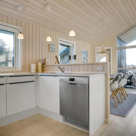 Tayara - 300m From The Sea In Nw Jutland By Interhome * Lokken