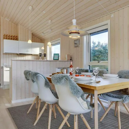 Holiday home Tayara - 300m From The Sea In Nw Jutland By Interhome Lokken